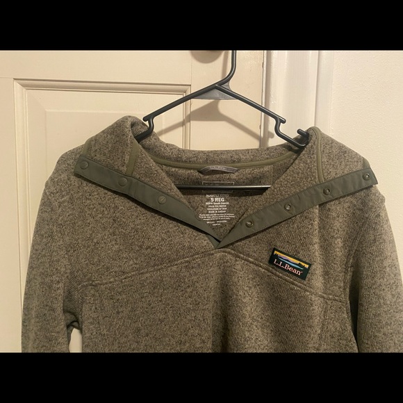 L.L. bean pull over - Picture 3 of 3